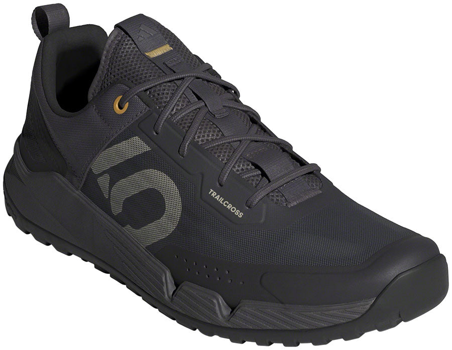 Trailcross LT Shoes - Men's, Charcoal/Putty Gray/Oat, 9