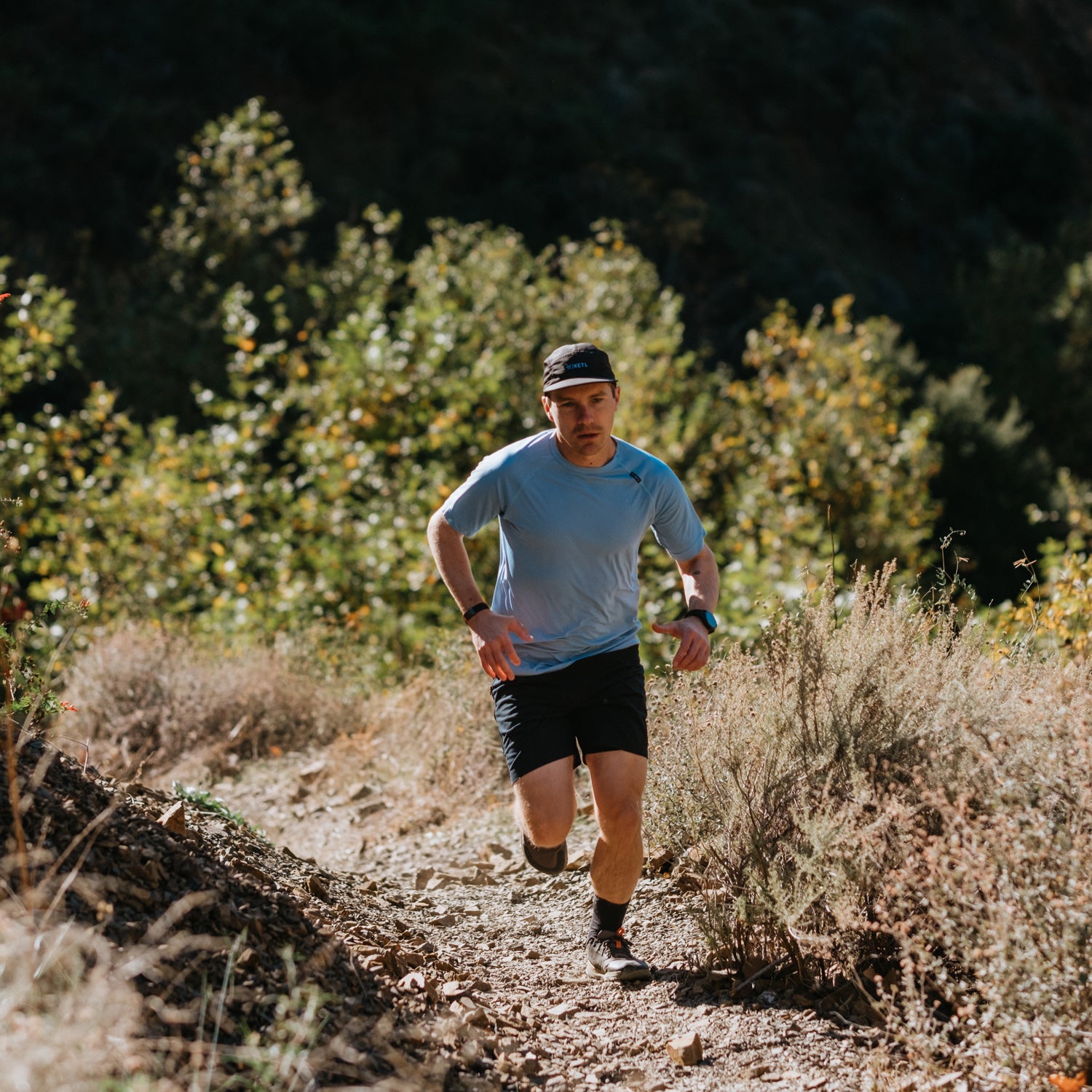 Ketl Mtn Nofry Sun Shirt Short Sleeve - SPF/UPF 30+ Sun Protection Shirt Lightweight For Summer Travel - Slate Men's